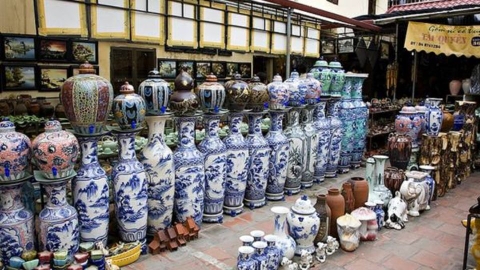 Khám phá các kỹ thuật in ấn trên gốm sứ Bát Tràng