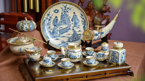 Lựa chọn gốm sứ làm quà Tết: Những mẫu độc đáo và ý nghĩa nhất