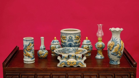 Những lưu ý khi đặt bát hương rồng phượng trên bàn thờ bạn cần biết