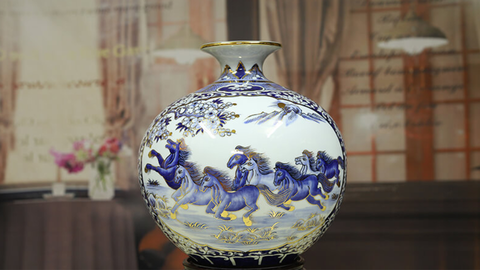 Bình hút tài lộc Mã Đáo Thành Công: Bí quyết cho sự thành công và thịnh vượng