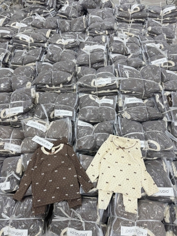 SET 2 BỘ DÀI ZIP LÔNG GIỮ NHIỆT BÉ GÁI(XẢ 119k)