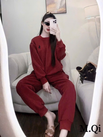 SET BỘ HAI DA ĐỎ THÊU NGỰA KÈM QUẦN BO NỮ THU ĐÔNG