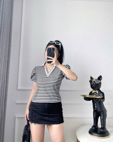 ÁO KẺ CỔ V CỘC TAY NỮ SẴN