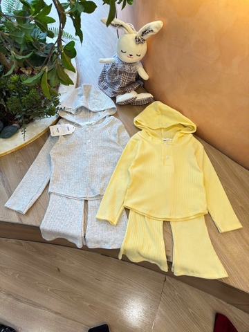 SET 2 BỘ TĂM DÀI BASIC CÓ MŨ BÉ GÁI
