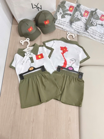 SET POLO CỜ ĐỎ SAO VÀNG KÈM MŨ BÉ TRAI