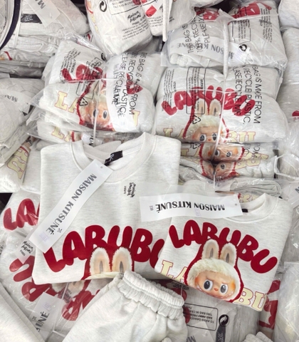 BỘ NỈ BÔNG GHI TIÊU MẸ BÉ LABUBU CHỮ ĐỎ