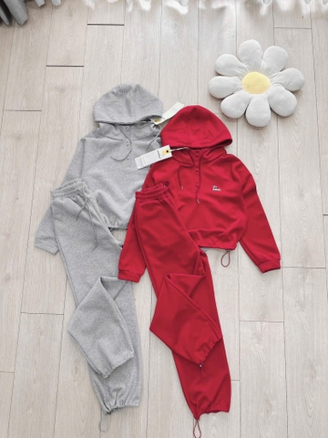 SET BỘ NỈ QUẦN SUÔNG CHẠY SỌC ÁO THÊU MIU MIU NỮ THU ĐÔNG