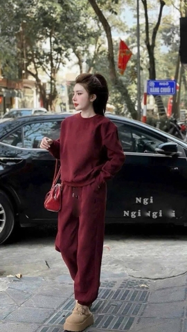 BỘ DÀI NỈ ĐỎ THÊU NGỰA NỮ THU ĐÔNG