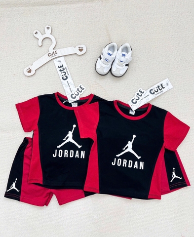 BỘ THỂ THAO JORDAN ĐEN PHỐI ĐỎ CHO BÉ TRAI(SALE 59k)