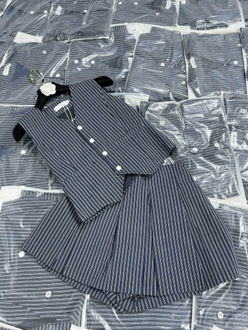 SET ÁO MIX CHÂN VÁY KẺ NỮ