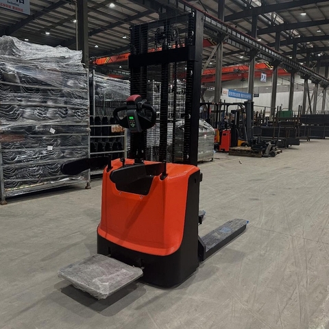 Xe nâng điện Stacker 2 Tấn CDD20J-BRM