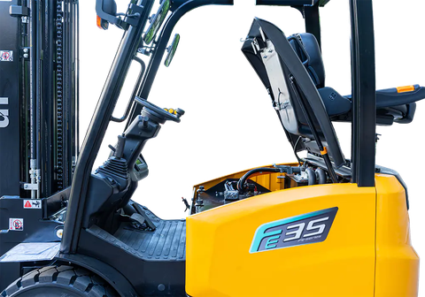 Xe nâng điện 3 - 3.5 tấn UN FE Series (4 bánh)