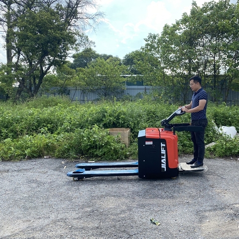 Xe nâng điện thấp 2 Tấn SL20GA