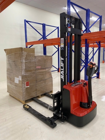 Xe nâng điện chân rộng 1,3 Tấn CL1330GHY