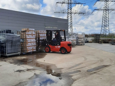 Xe nâng điện Lithium 3,5 Tấn EFL352