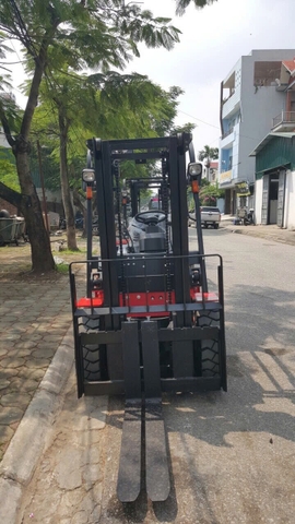 Xe nâng dầu 3 Tấn CPCD30T3