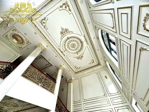 phào chỉ pu dát vàng tại Vinhome Long Biên