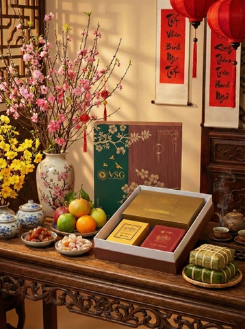 Bộ quà Tết Tam Bảo Thịnh Phúc của VSG - Tinh Hoa Đàn Hương Việt