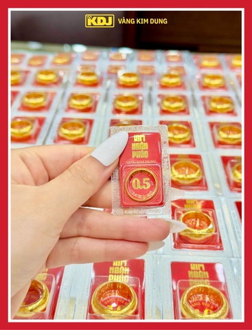 Nhẫn 0.5 chỉ tròn trơn ép vỉ Kim Ngân Phúc bản vị