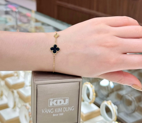 Lắc tay cỏ 4 lá đá đen mẫu mới phong cách Hàn