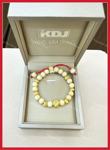 Vòng dâu tằm mix charm vàng 24k cỏ 4 lá