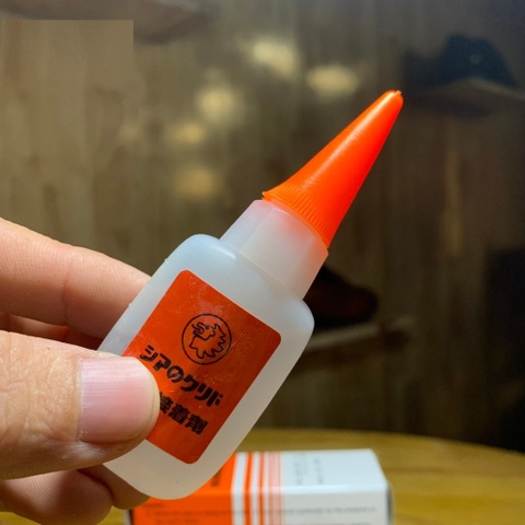 Keo Dán 502 Cyanoacrylate không tạo khói dán đá thủy sinh ( Tên dân dụng: Keo Dán Mica , Keo Dính Sư Tử Cam )