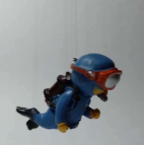 Đồ trang trí người nhái bể cá thợ lặn an toàn, có thể điều chỉnh vị trí, phù hợp với tất cả các loại cá và không có cạnh sắc