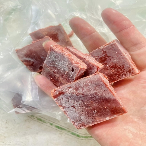 Trùng Huyết Đông Lạnh – Thức Ăn Dinh Dưỡng Cao Cho Cá Cảnh