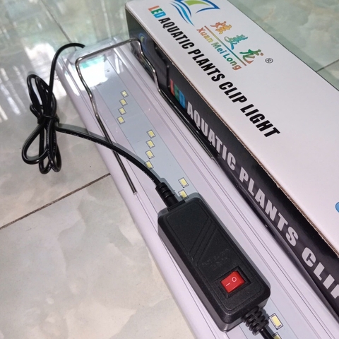 Đèn LED Hồ Cá XuanMeiLong XML120 20W 120cm Cho Bể Cá Cảnh, Thủy Sinh Ánh Sáng Trắng