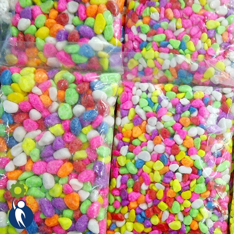 1 Kg Sỏi Nhiều Màu Trang Trí Hồ Cá, Bể Cá, Bể Thủy Sinh, Chậu Cây Size Nhỏ Vừa To