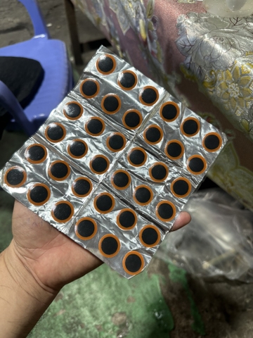 Miếng Keo Vá Ruột Xe Đạp Cuộc 17mm - 36 Miếng