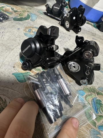 Cùi Thắng Đĩa SHIMANO RS305 Cho Xe Road (Xe Cuộc)