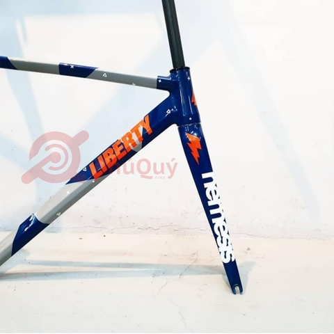 Khung Liberty Nemesis V1 Track Phuộc Carbon