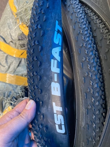 Vỏ CST 27.5x1.95 Có Talon C-1870 B-FAST
