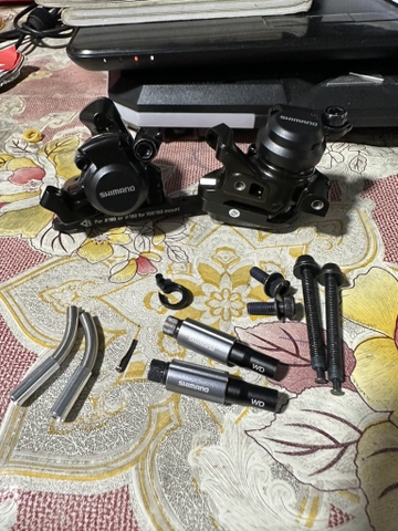 Cùi Thắng Đĩa SHIMANO RS305 Cho Xe Road (Xe Cuộc)
