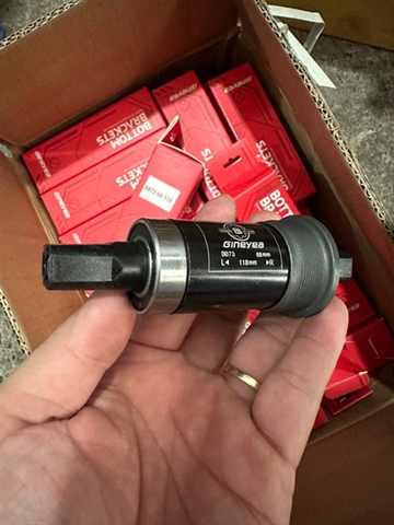Cốt Giữa Bạc Đạn 118 GINEYEA BB73 68mm (VAT)