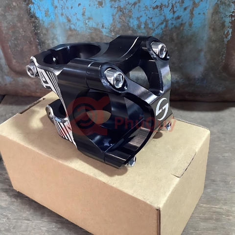 Pô tăng LUNJE Nhôm CNC 31.8 ĐEN ĐỎ XANH