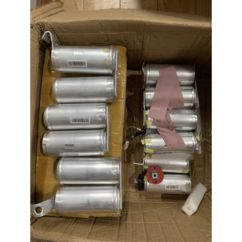 Siêu tụ điện 3000F Maxwell, IOXUS -Mỹ cho anh em chế máy hàn cell