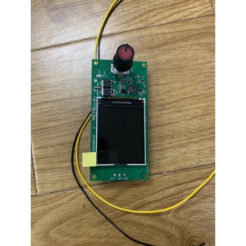 Mạch timer có cân bằng áp chế máy hàn cell siêu tụ