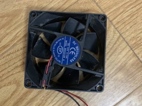 Quạt làm mát Brushless 12V