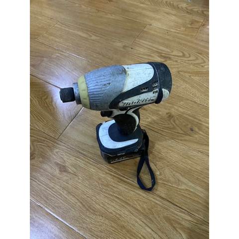 Khoan vít TD130, TD131, TD134 Makita 14.4v hàng bãi sịn