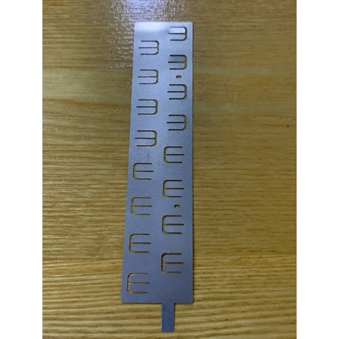 Miếng kẽm B1 Vinfast dầy 0,2-0,25mm