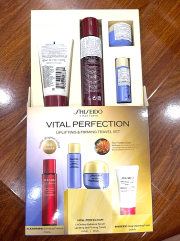 Shiseido Vital perfection Travel set