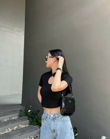 Áo Croptop Thương Hiệu ONONMADE