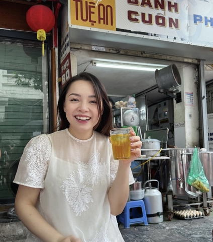 Đầm voan tay lỡ có lót, họa tiết thêu thương hiệu Dingdang