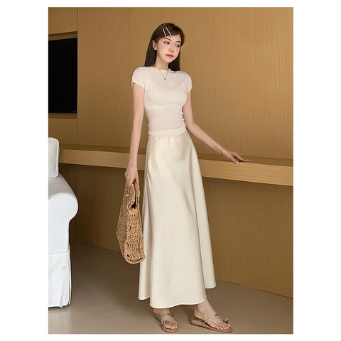 Chân váy lụa đuôi cá