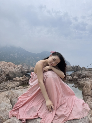 Đầm dài 2 dây thương hiệu CHEN.INSPIRED