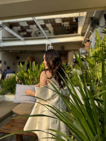 Đầm 2 dây nơ ngực, có đính đá thương hiệu SA GALERIA