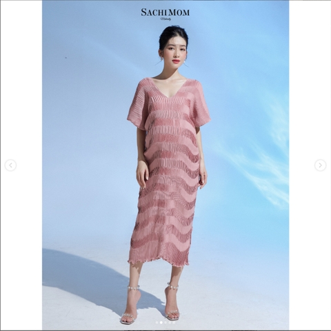Đầm hồng xếp ly dài thương hiệu Sachimom