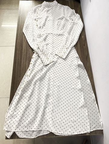 SET áo dài chấm bi và quần đen thương hiệu ONONMADE